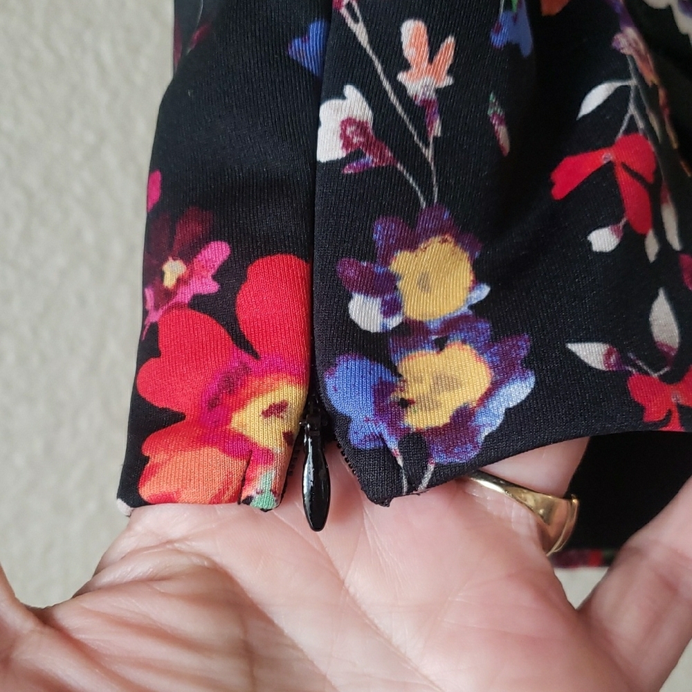 Express Black and Floral Strappy Top - Picture 5 of 5
